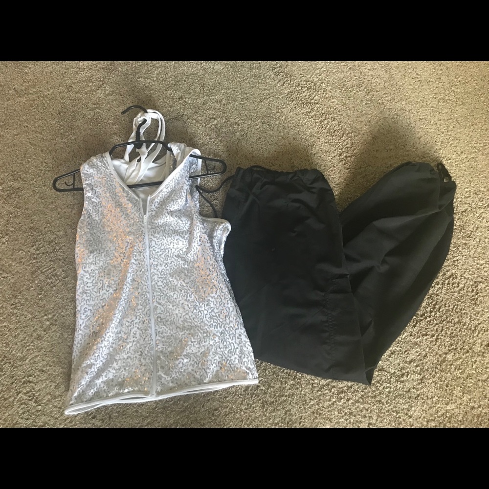 Weissman hip hop dance costume